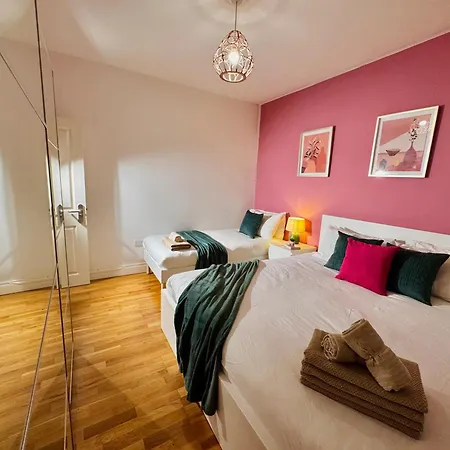 Modern 1-Bed Apt 30Min To Central London & Parking Esterno foto