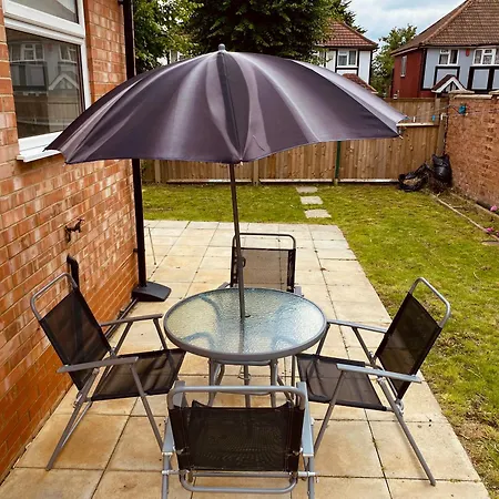 Modern 1-Bed Apt 30Min To Central London & Parking Esterno foto