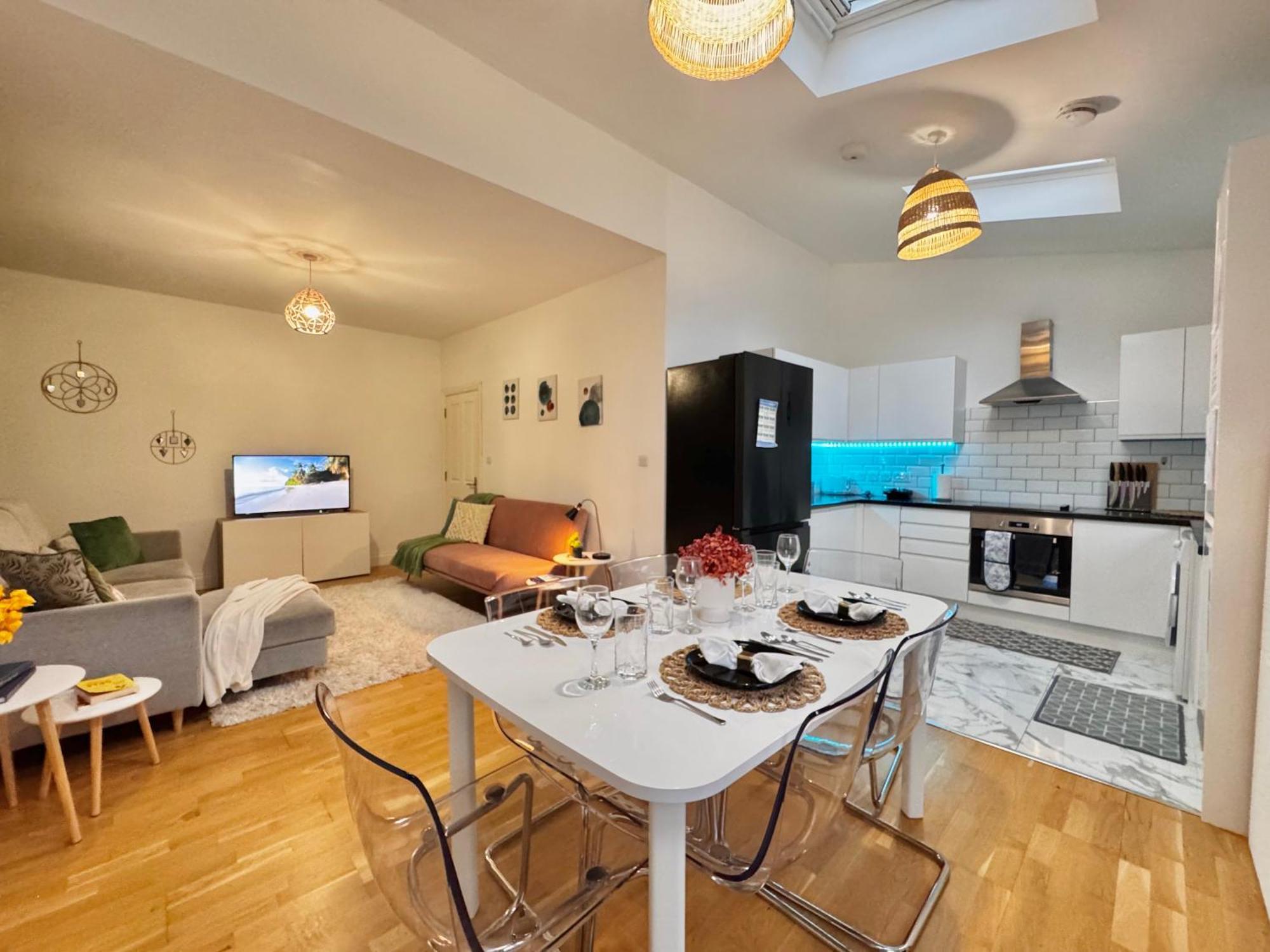 Modern 1-bed 30min To & Parking Appartamento Londra