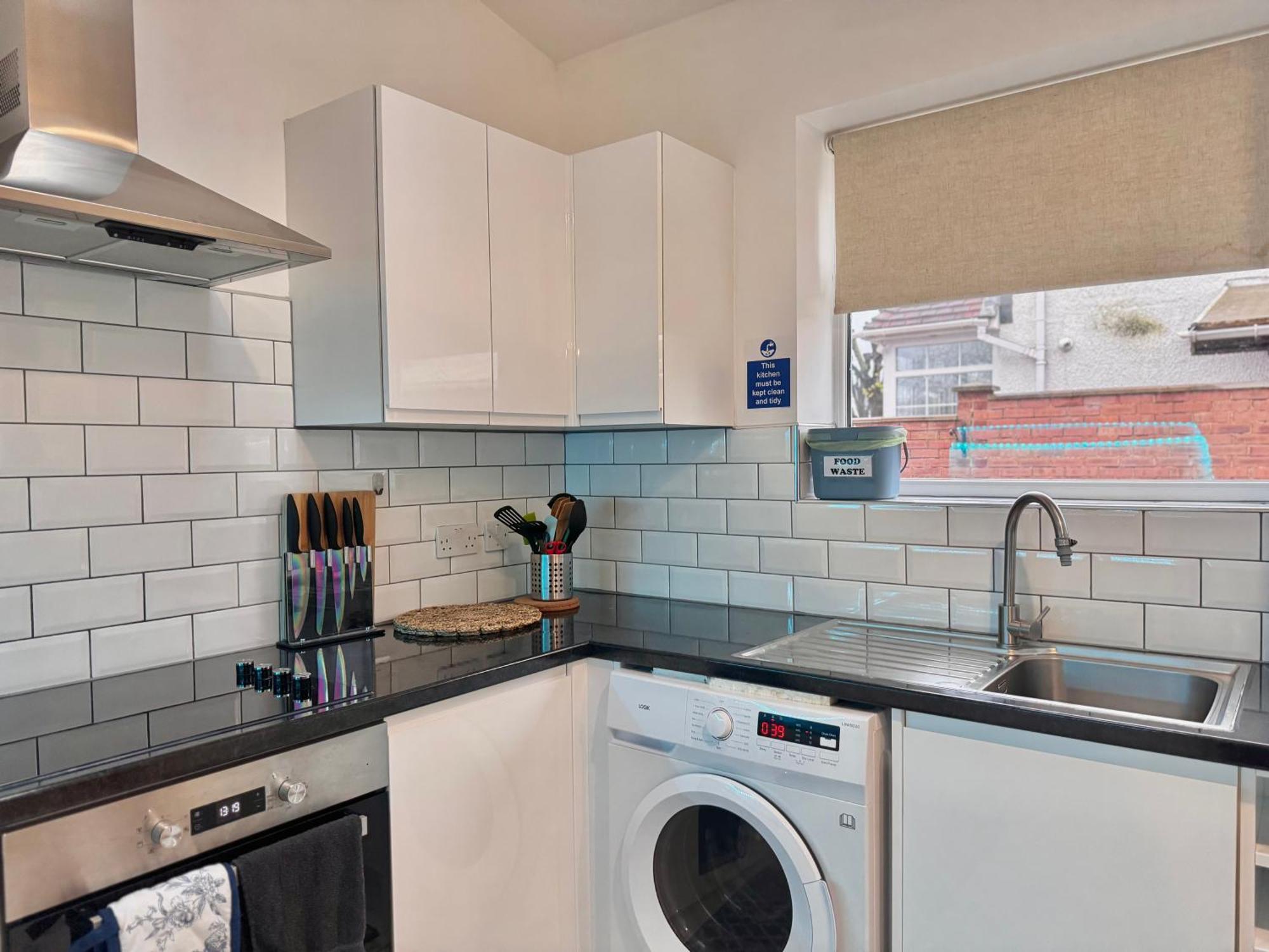 Appartamento Modern 1-bed 30min To & Parking
